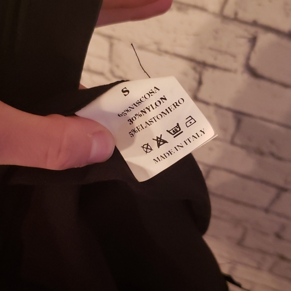 Leather and mesh detail Italian dress - Picture 5 of 5